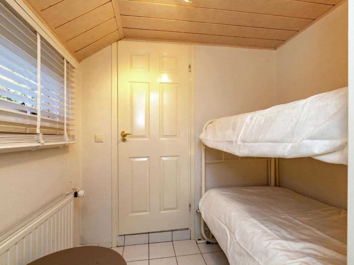 Comfortable Apartment In A Quiet Area Oostkapelle Exterior photo